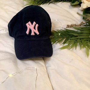 Women's NY Yankees Baseball Hat